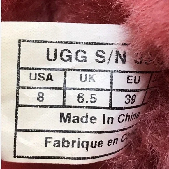 NWOT, UGG, size 8, Mini Bailey Button Pink Suede Shearling Boots - Picture 4 of 6
